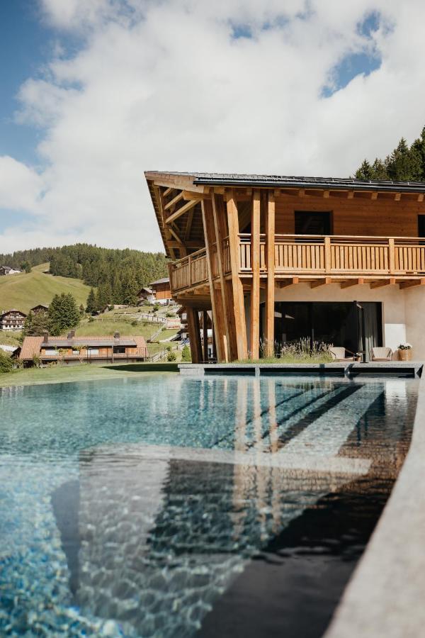 סלבה די ואל גרדנה Luxury Spa Chalet Lum D'Or מראה חיצוני תמונה