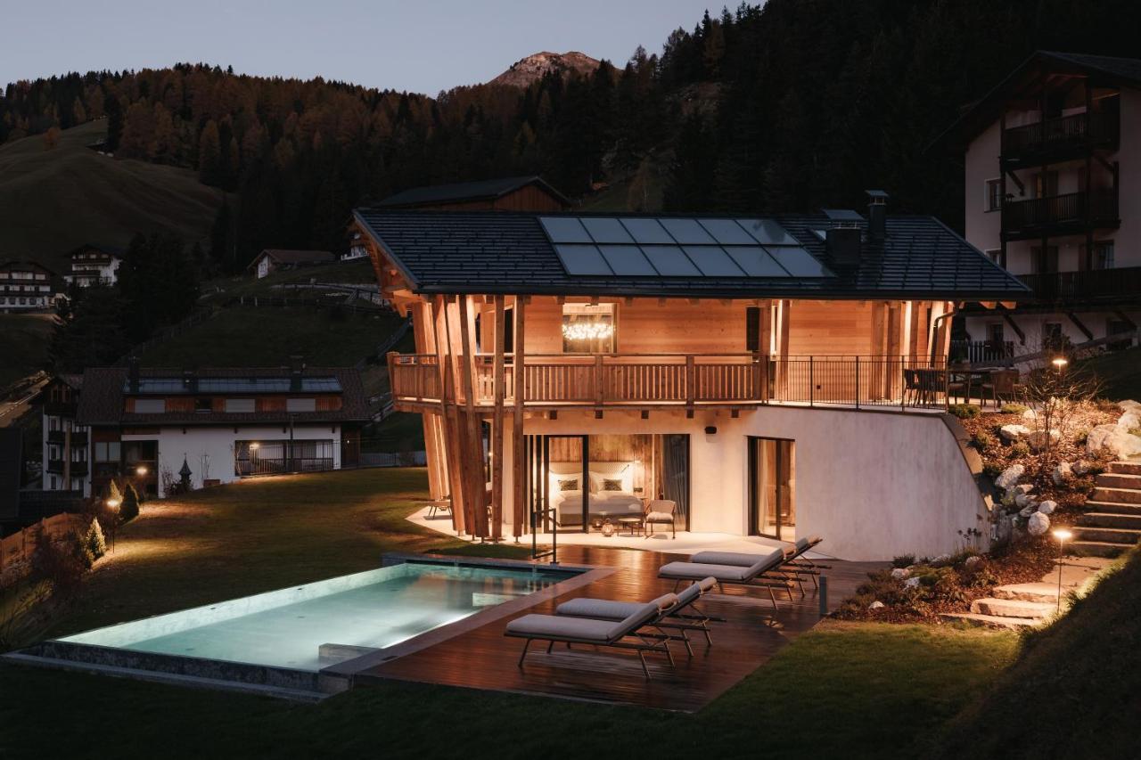 סלבה די ואל גרדנה Luxury Spa Chalet Lum D'Or מראה חיצוני תמונה